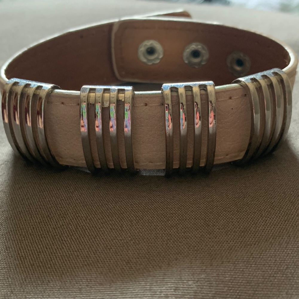 New York & Co bracelet